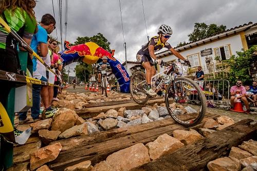 Maior festival de esportes off-road do mundo chega à nona edição em 2017 com vários atletas de elite; Rosália Camargo vai defender o título na Endurance (50 km) / Foto: Thiago Lemos